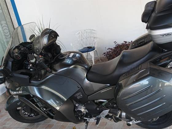 KAWASAKI CONCOURS 14 KAWASAKI CONCOURS 14